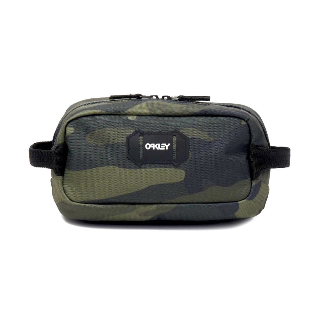 camo oakley street beauty case
